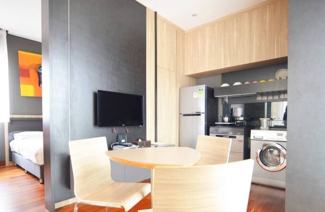 Modern one bedroom studio SEN-7 at topfloor with pool