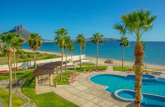 Modern Playa Blanca Beach Condo