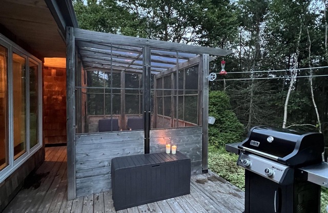 Modern Private Lodge Near the Beach