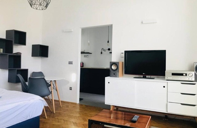 Modern Studio in the Heart of Maribor with Stunning Sunset Views