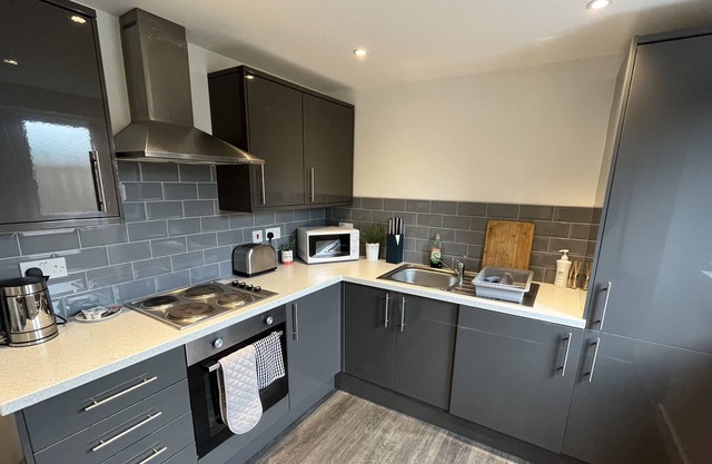 Modern Serviced Apartment - Near Doncaster City Centre