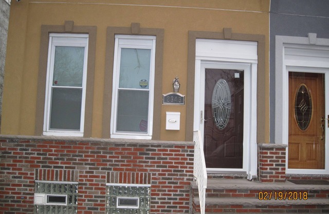 Modern, SMELLS NEW, CLEAN, Affordable! 4 Smart TV's! All PARTIES are WELCOME