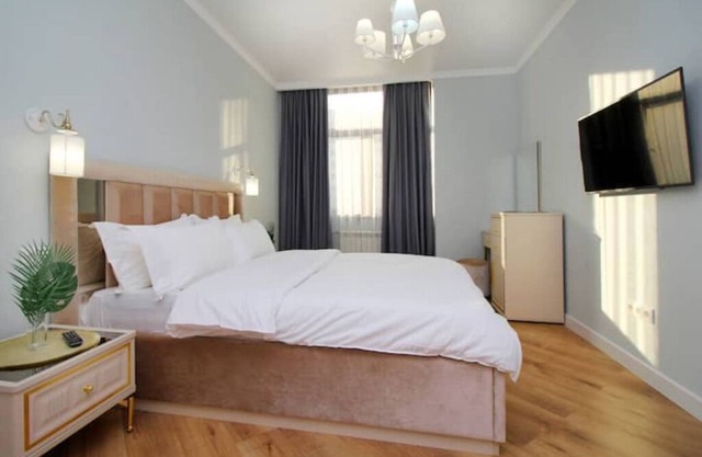 Modern, Spacious and Elegant Apt 79