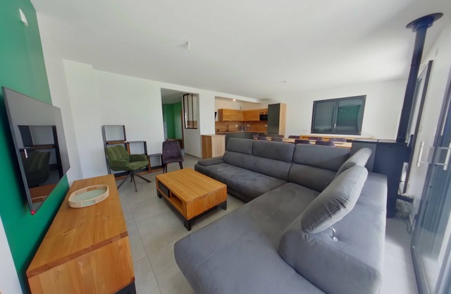 Modern spacious villa in Les Rousses, near skiing, up to 12 guests