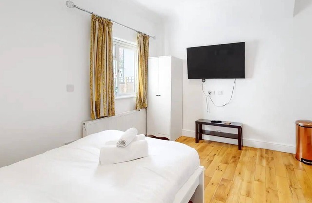 Modern Studio 1 Bed Flat Near Alexandra Palace