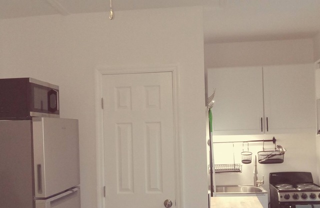 Modern studio 5 min from sawgrass mall