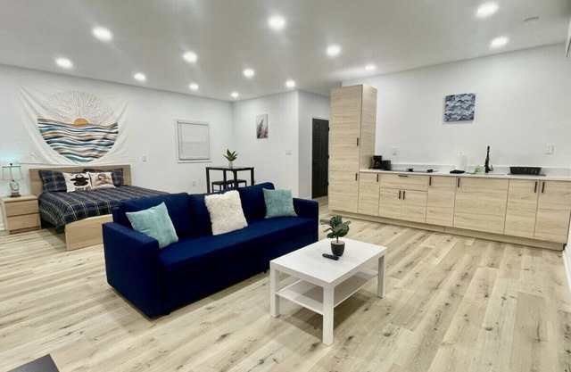 Modern Studio Near PTI Airport