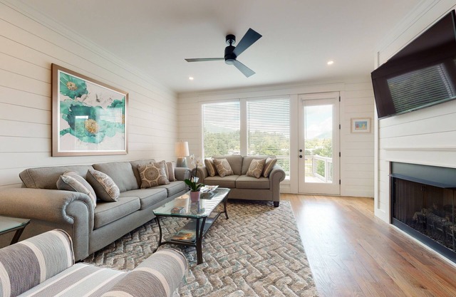 Modern Townhome, Walkable Luxury in the Heart of Clayton with Mountain Views