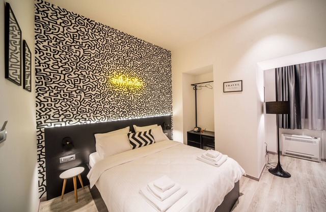 Modern Tripple BB Studio Apartment in Center of Podgorica