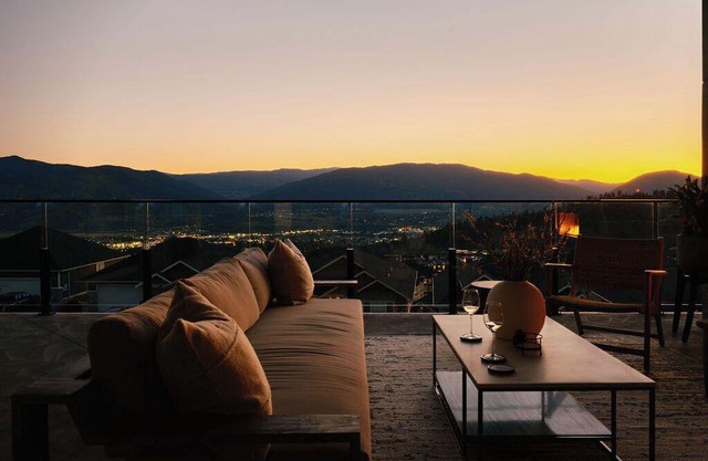 Modern & Upscale | Sendero Suite at Bialto Bed & Breakfast