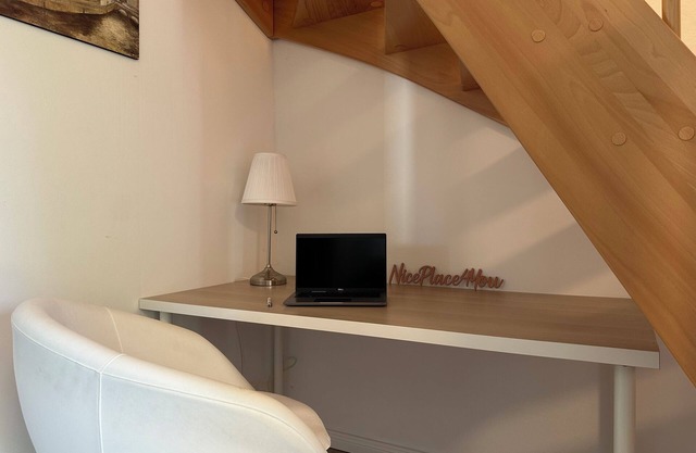 Modern vacation home for up to 10 guests