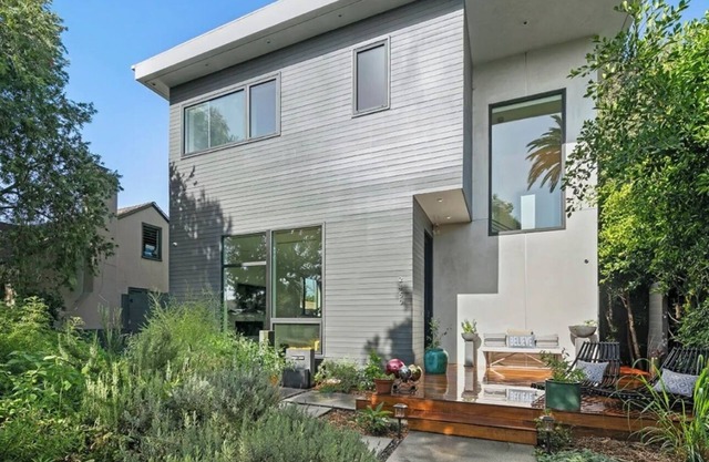Modern Venice Sanctuary- heal in the treasured home in this inspiring location.