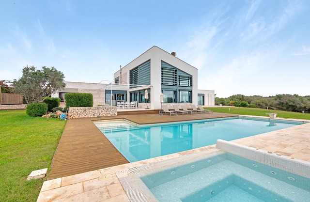 Modern Villa "Forma Nou" with Sea View and Pool
