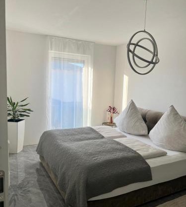 Moderne 2 Zimmer Wohnung in Wallersdorf-Haidlfing