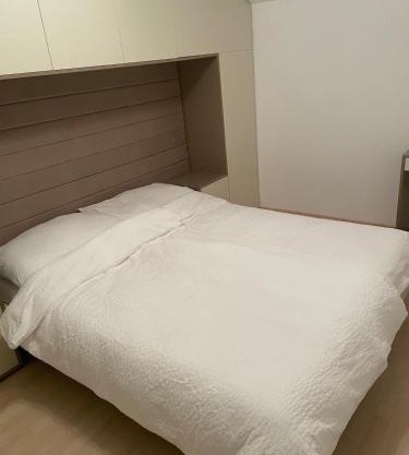 Moderne Wohnung mit Garten