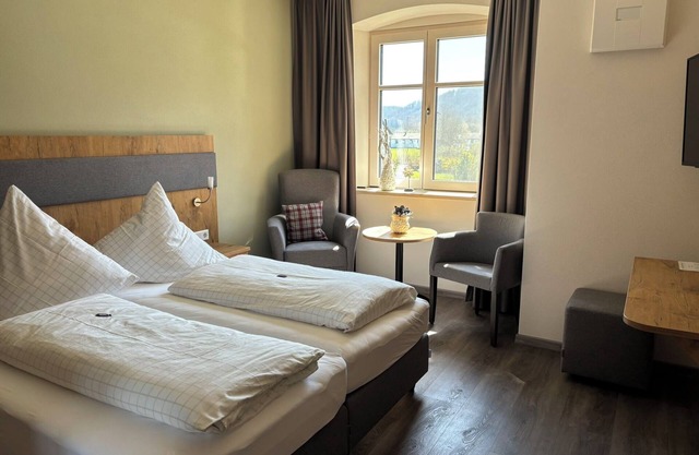 Modernes Doppelzimmer mit Kostenfreiem Wlan