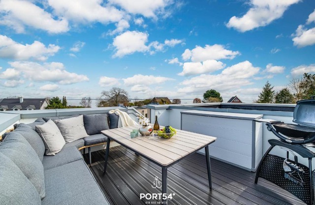 Modernes Ferienhaus "Meerliebe" mit direktem Meerblick an der Ostsee