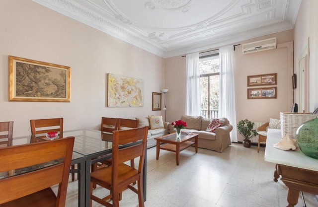 Modernist Apartment Arc de Triomf