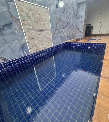 Moderno 3 quartos piscina e sinuca luxo