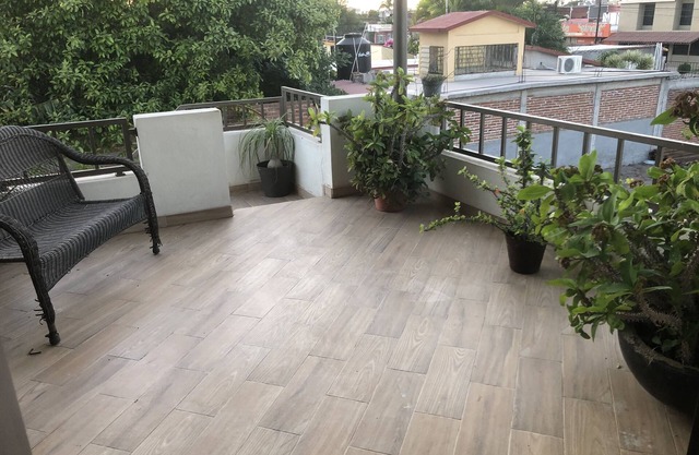 Moderno Departamento en el Centro de la Ciudad