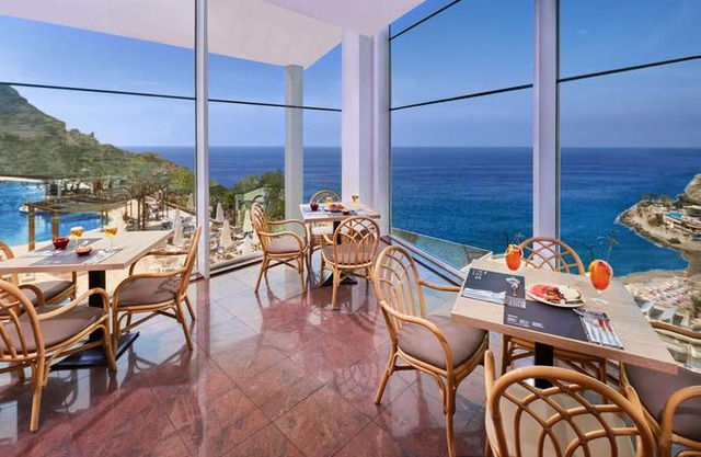 Mogan Princess and Beach Club