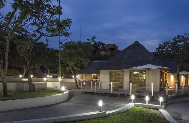 Monate Game Lodge