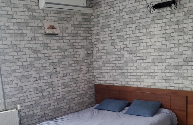 Monchy Humieres au Cœur du Village Studio Meublé et Équipé