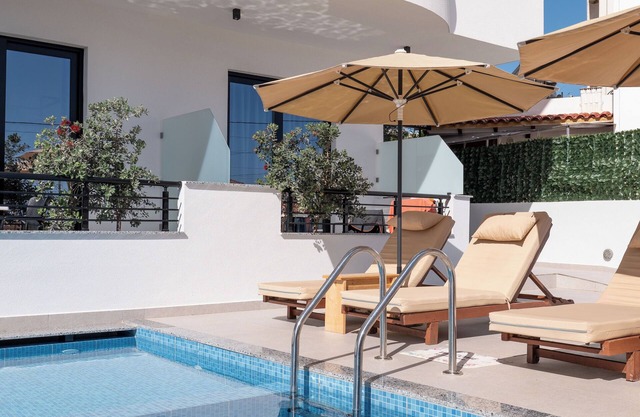 Monel Hotel
