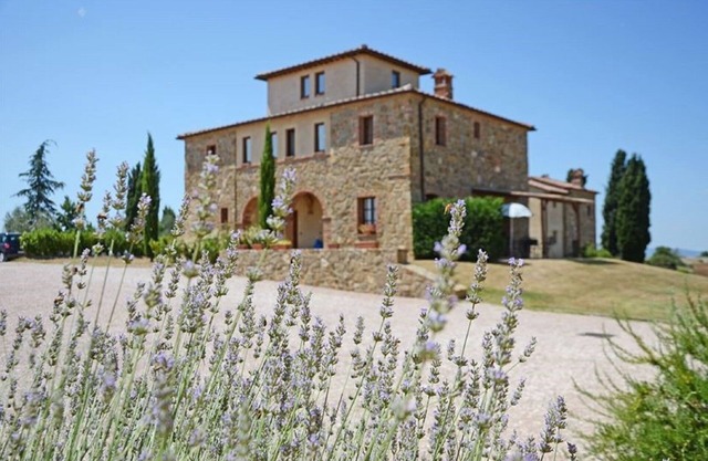 Montalcino Villa - Breathtaking Views of the Val d'Orcia