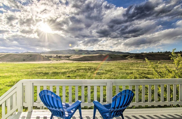 Montana's Emigrant Peaks Getaway: Apt w/Amenities