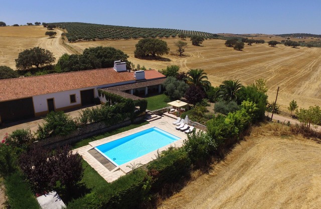 Monte do Muro Rural House