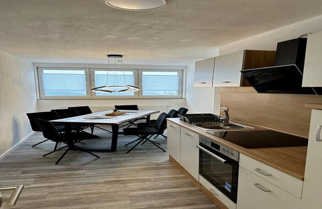 Monteurswohnung mit Ausblick Über Würzburg - Wlan - Parkplätze - A3 Nähe