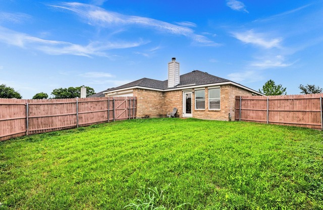 Monthly Mid Term Rental In Lancaster, TX