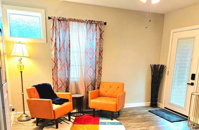 Monthly Stay+ Cozy 2br/1bath West Jax/Orange Park