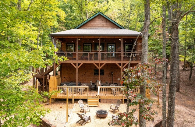 Moonbeam - Elegant Modern Meets Rustic, Hot Tub, Firepit, Serene Oasis