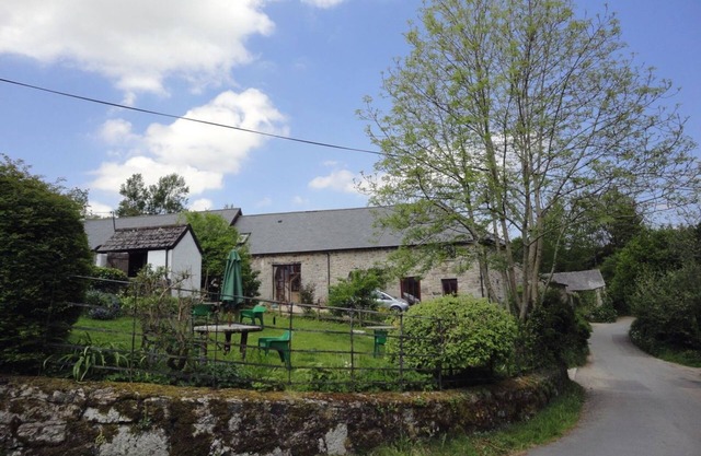 MOORHAVEN, pet friendly, with open fire in Chagford