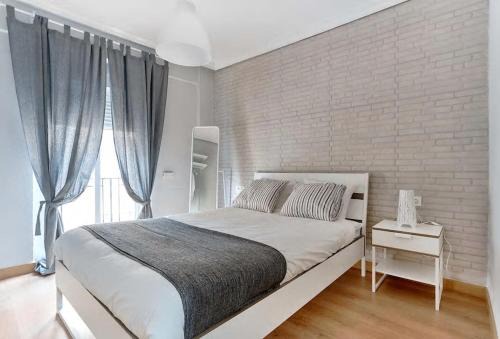 Morales - 2 habitaciones, espacioso y tranquilo junto a Hospital