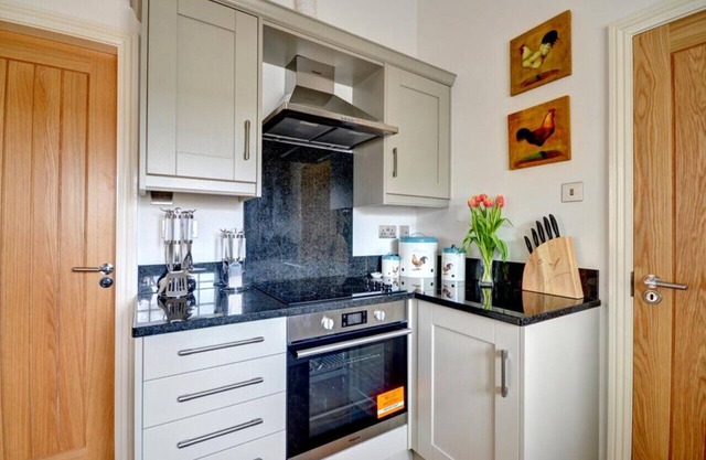 Morgan's Rest - One Bedroom House, Sleeps 2