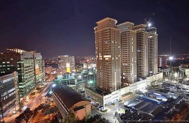 Morgan Suite BGC Shortwalk2 Venice Mall free pool gym