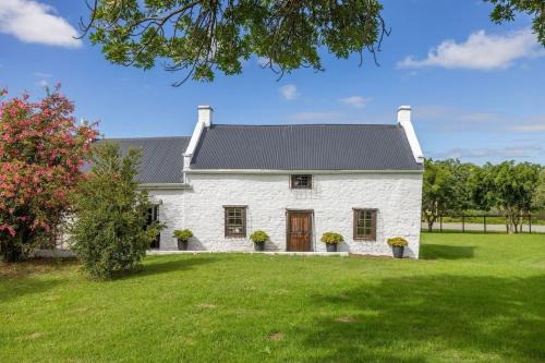 Morley House - Charming 1820 Settlers Cottage