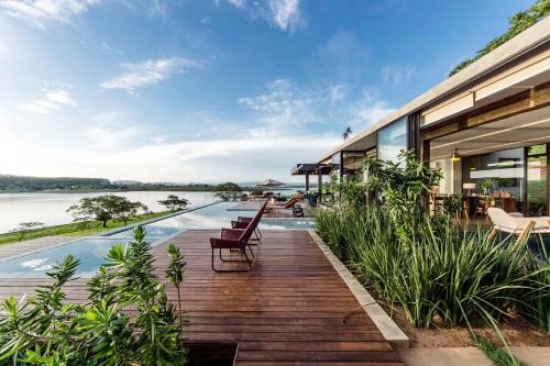 @morro.redondo - A casa no Lago e na Serra