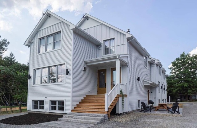 Most beautiful condo 101 in Bromont Vieux