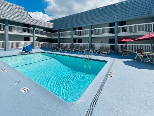Motel 6-Duncanville, TX - Dallas