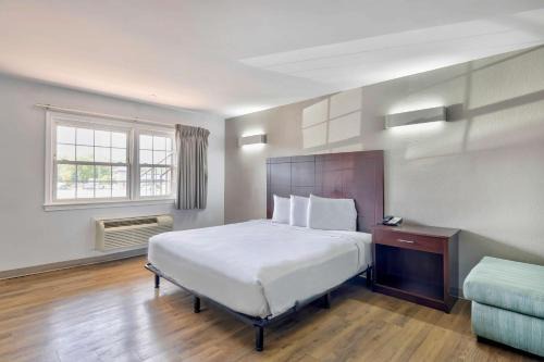 Motel 6-Falls Church, VA - Arlington Boulevard