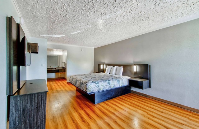 Motel 6 Fort Worth, TX - White Settlement