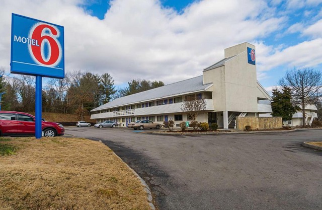 Motel 6-Knoxville, TN - North