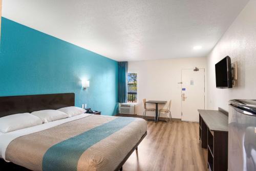 Motel 6-Lexington, KY - Airport
