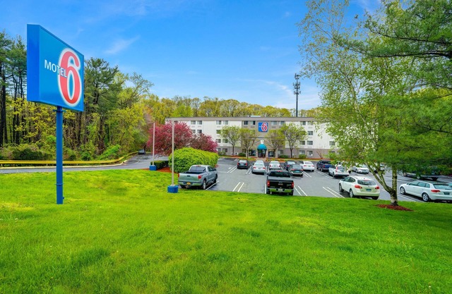 Motel 6 Milford, CT