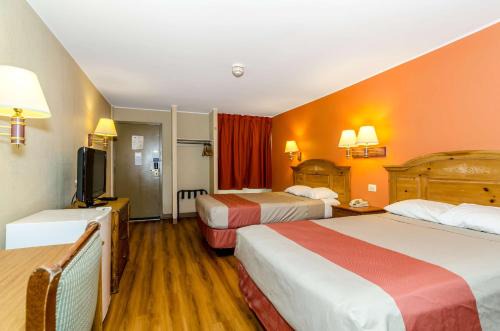 Motel 6-Newark, DE