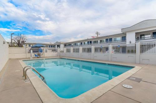 Motel 6-San Jose, CA - Convention Center